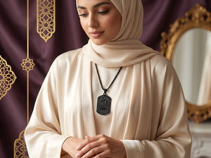 Koranpatroon ketting detail arabische kalligrafie islamitisch sieraad
